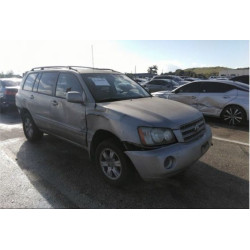 Toyota Highlander 2002 for parts stock 8385