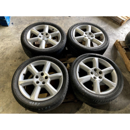 Rims And Tires 18" For Nissan Stock 51852
