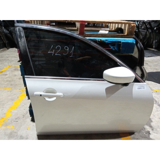 Door Front Right For 2012 Infiniti G37/G37/G25/Q40