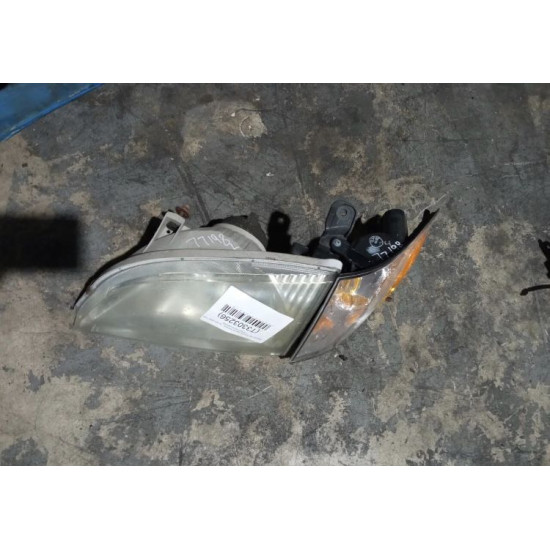 Left Headlight For 2002 Toyota Sienna Stock 77198