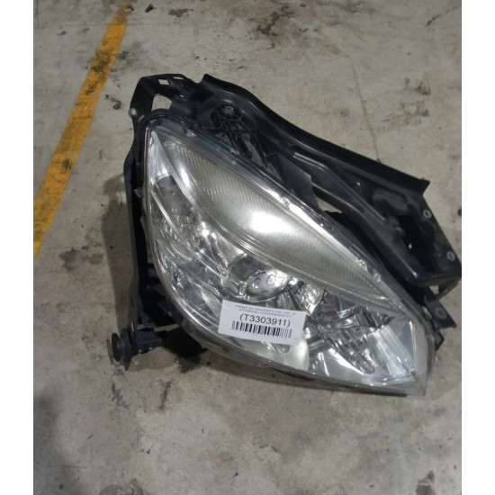 Right Headlight For 2008 Mercedes Benz C Class Stock 60788